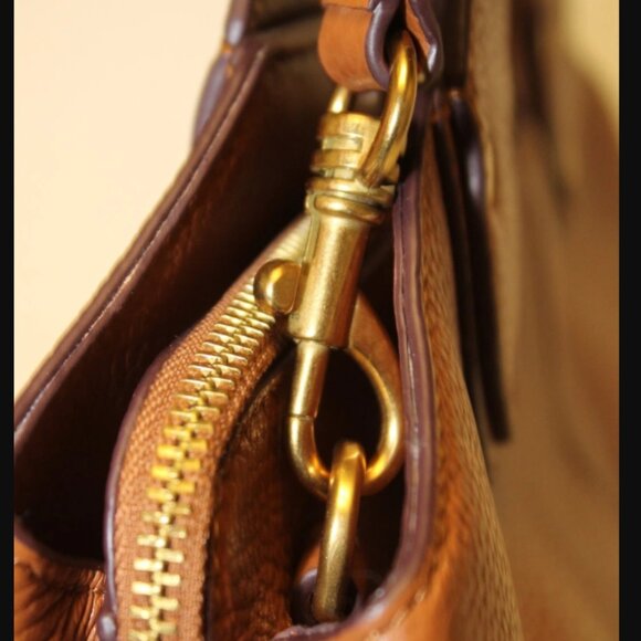 Banana Republic Carryall Bag Nutmeg Leather Hobo Tote Satchel - Picture 2 of 5